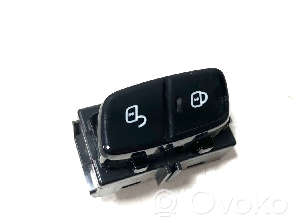 Volvo XC90 Central locking switch button 