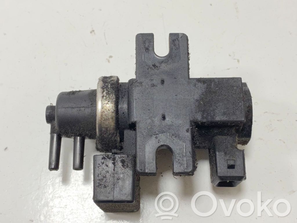BMW X3 E83 Turbo solenoid valve 