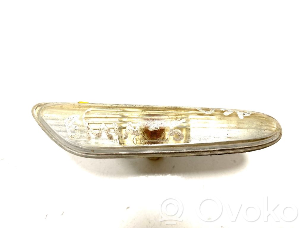 BMW 5 E60 E61 Front fender indicator light 