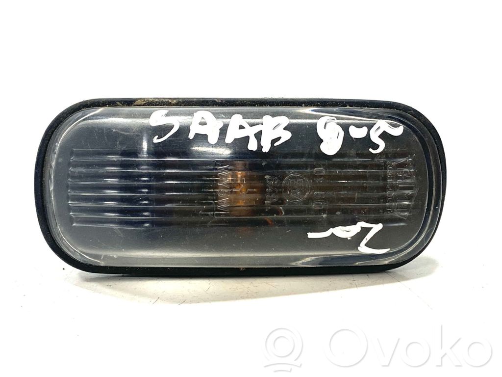 Saab 9-5 Front fender indicator light 