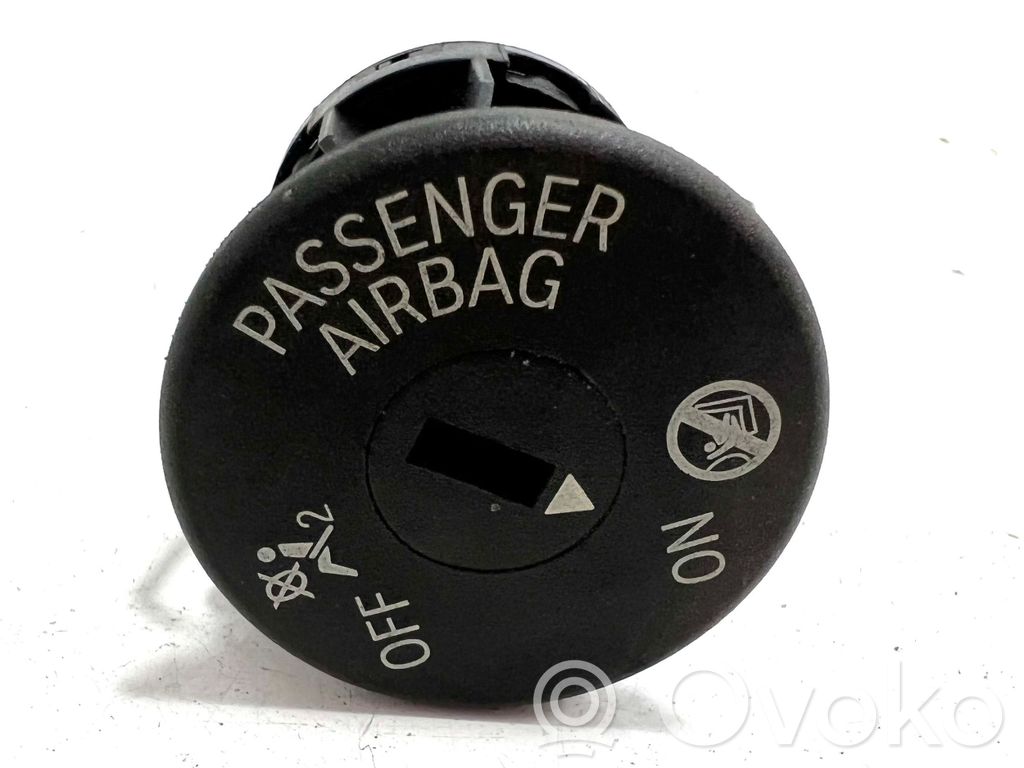 BMW 5 F10 F11 Passenger airbag on/off switch 