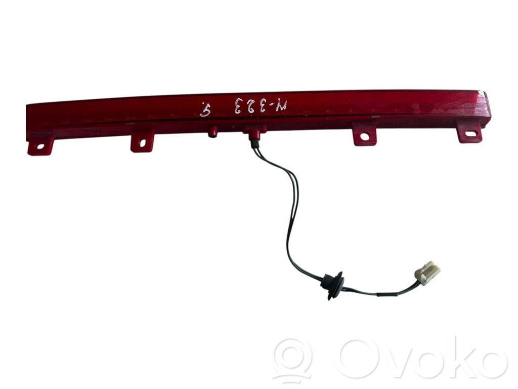 Mazda 323 F Third/center stoplight 