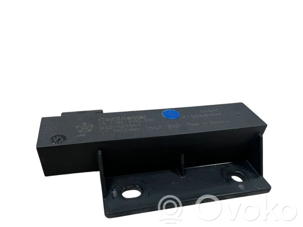 Jeep Renegade Aerial antenna amplifier 
