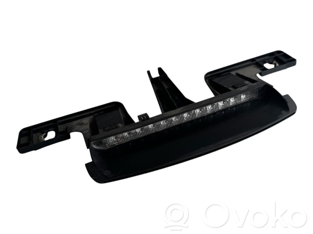 Volvo S80 Third/center stoplight 