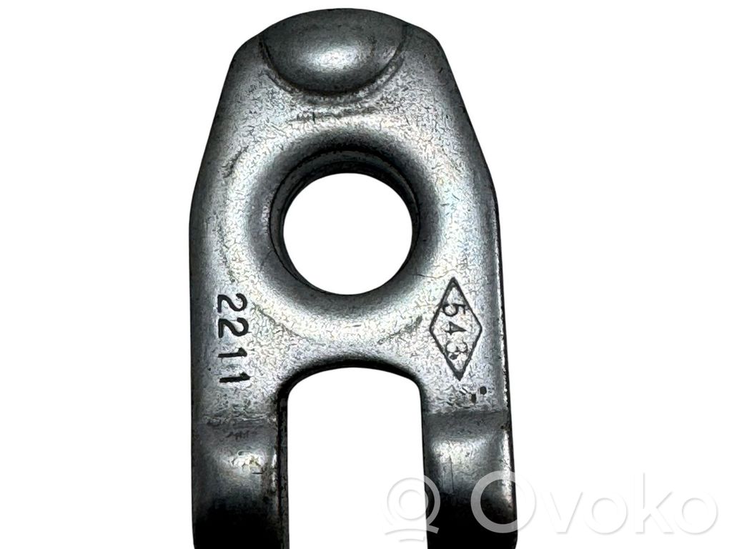 Renault Clio III Fuel Injector clamp holder 