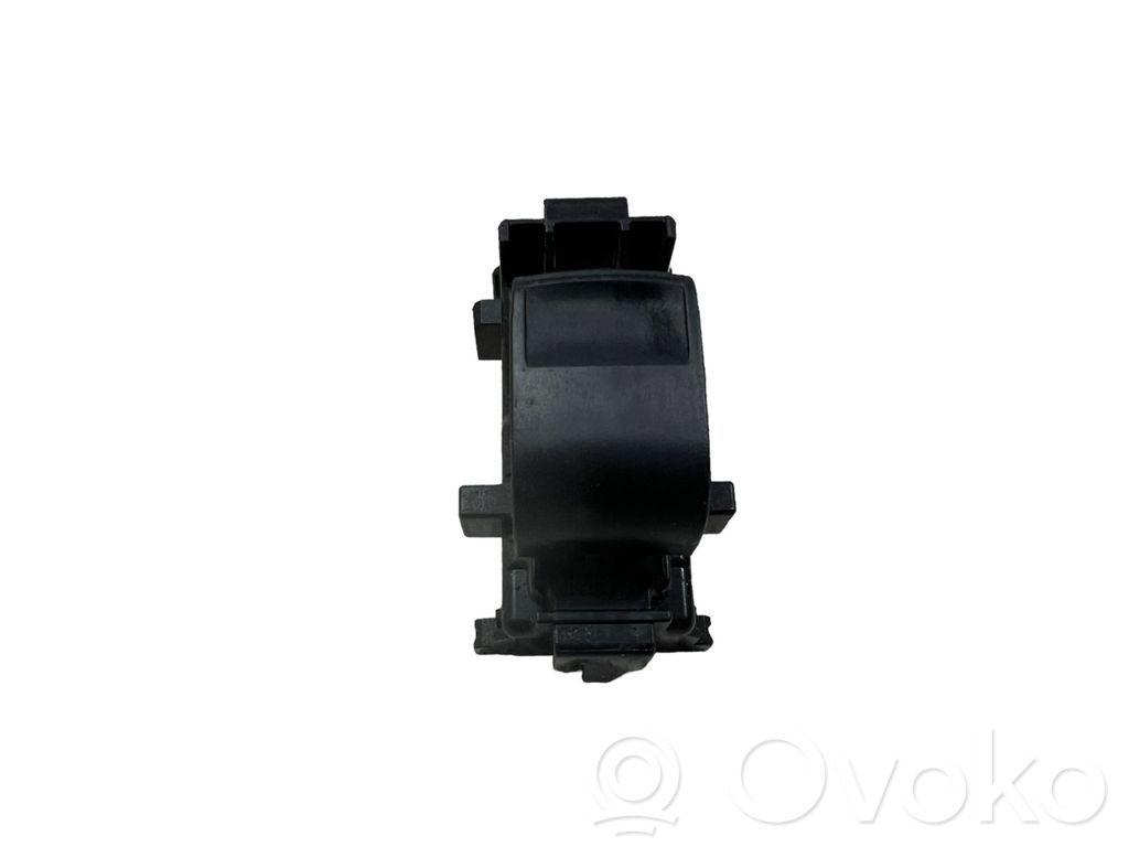 Toyota RAV 4 (XA40) Electric window control switch 