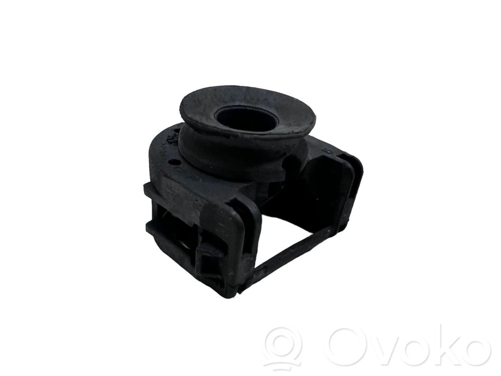 Citroen C3 Radiator mount bracket 