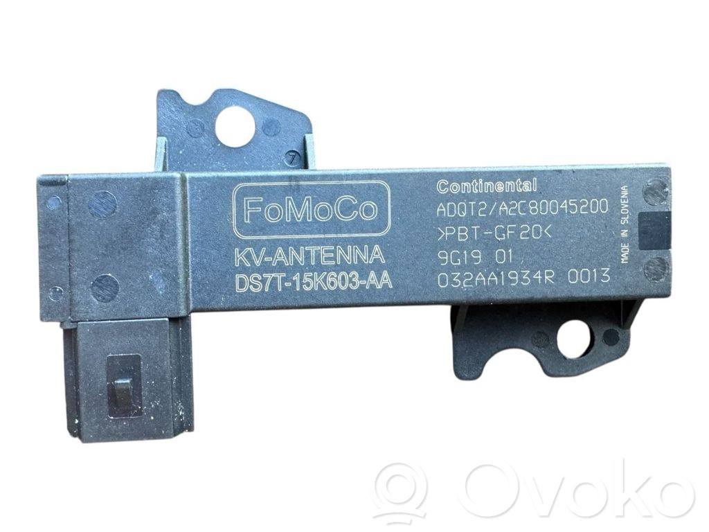 Ford Escape IV Antenos stiprintuvas 