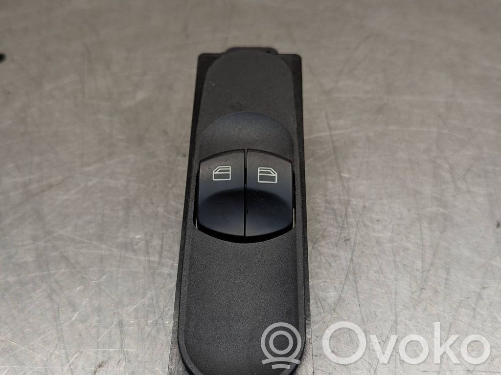 Volkswagen Crafter Electric window control switch 