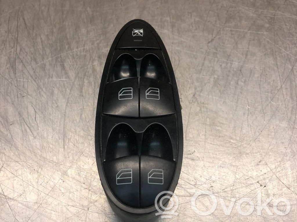 Mercedes-Benz E W211 Electric window control switch 