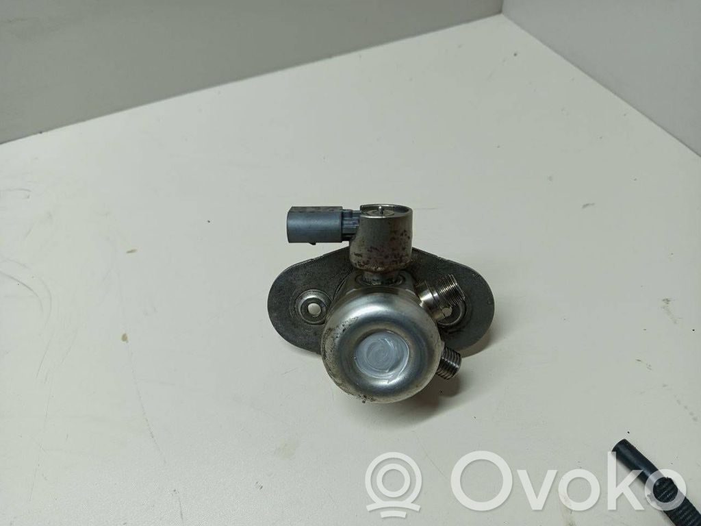 BMW X3 F25 Pompe d'injection de carburant à haute pression 