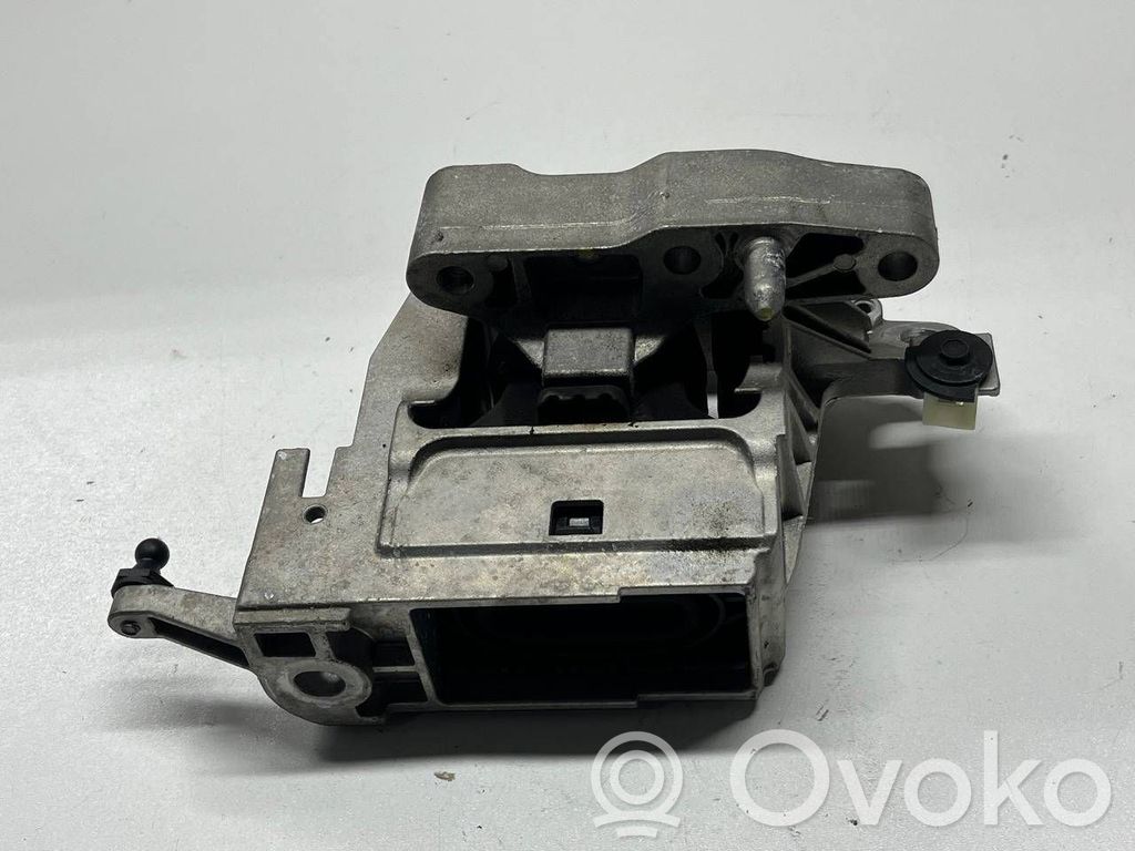 BMW X1 F48 F49 Engine mount bracket 