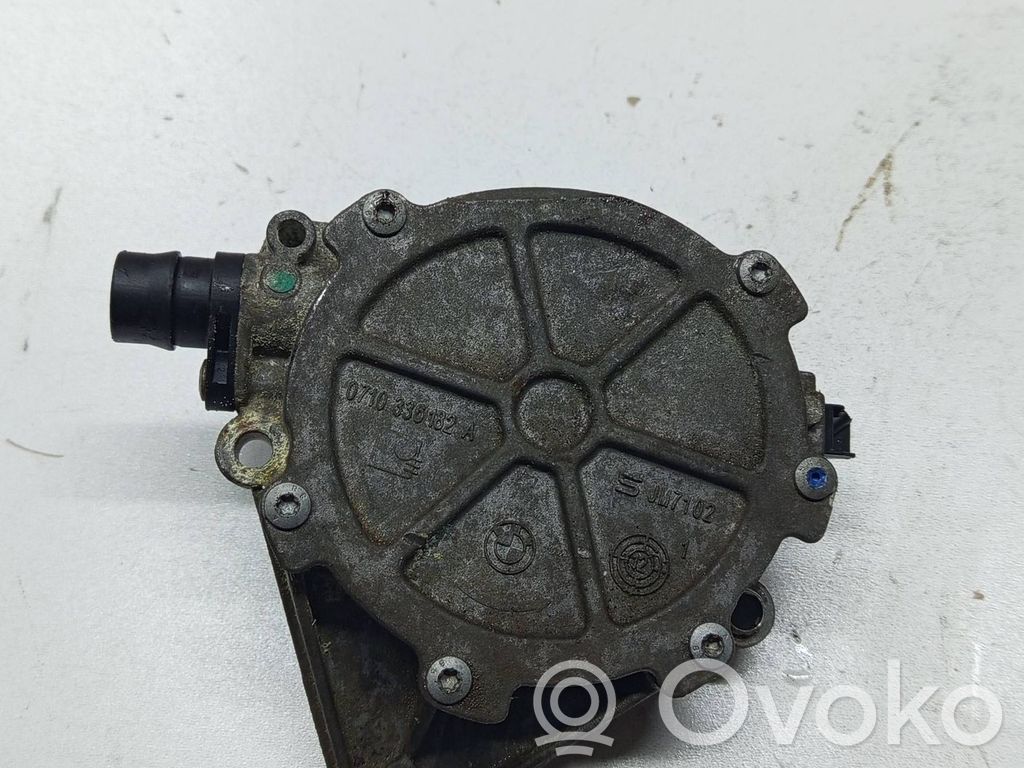 BMW X3 F25 Vacuum pump 
