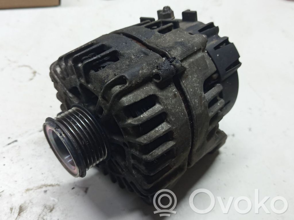 BMW 3 F30 F35 F31 Ģenerators 