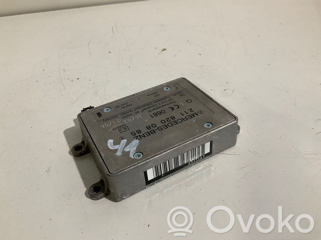 Mercedes-Benz E W211 Bluetooth antenna 