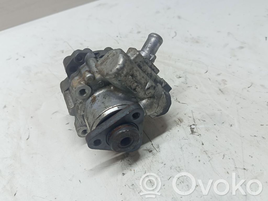 BMW 5 E60 E61 Power steering pump 