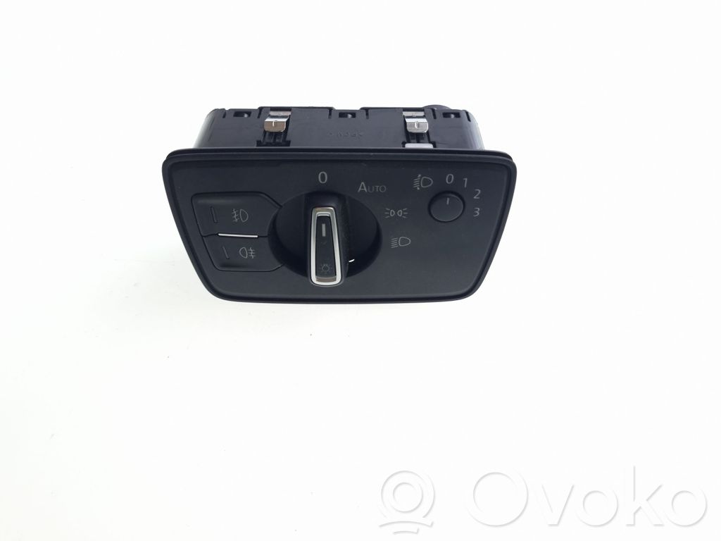 Volkswagen PASSAT B8 Light switch 