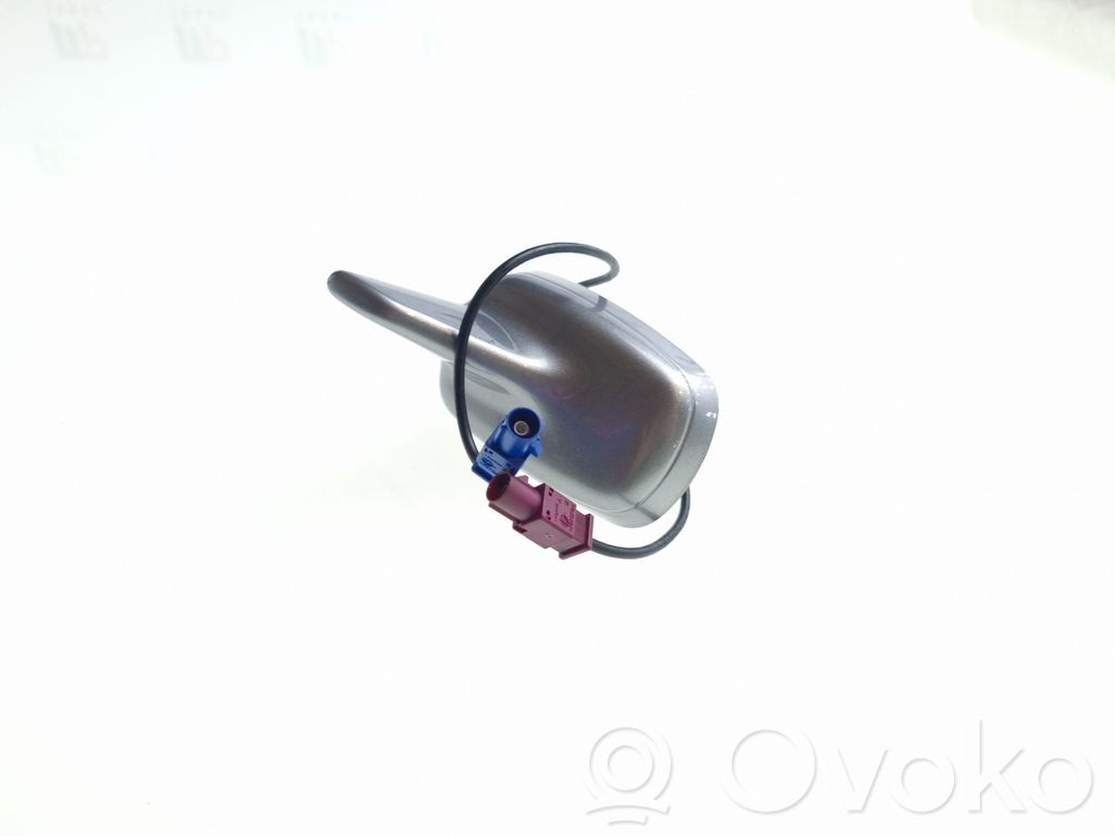 Audi A4 S4 B8 8K GPS-pystyantenni 