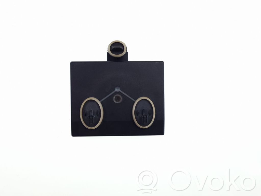 Audi A3 S3 8P Door control unit/module 