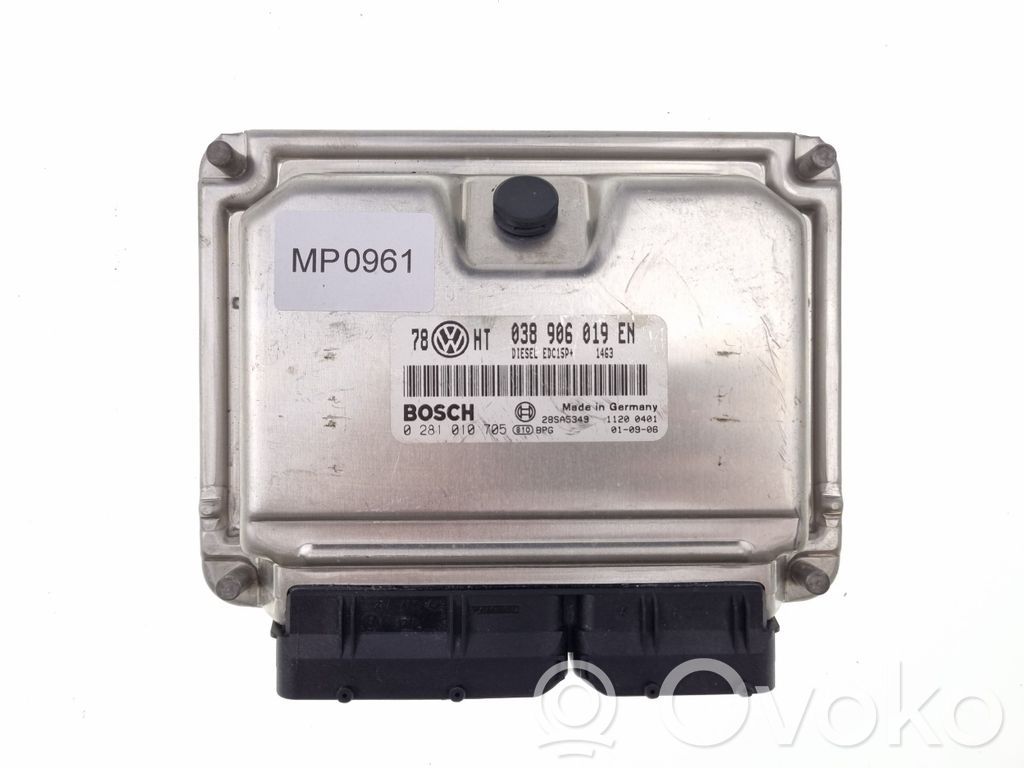 Volkswagen PASSAT B5.5 Engine control unit/module 