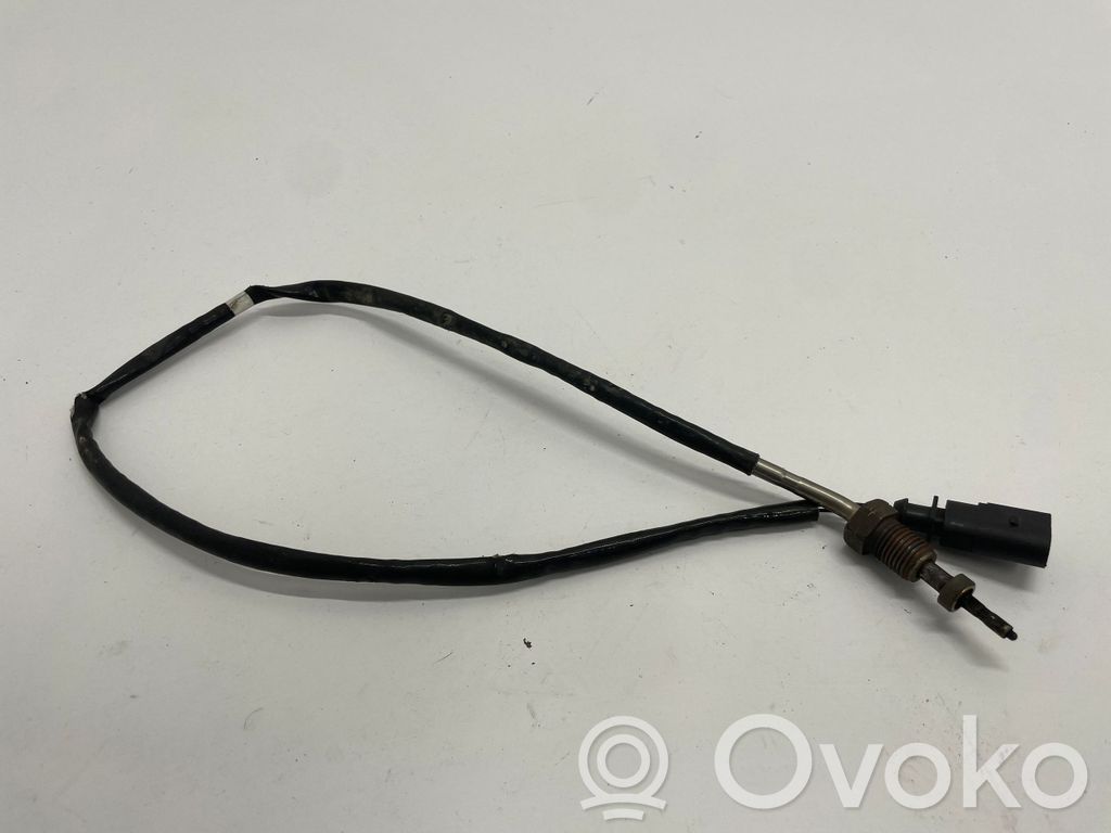 Volkswagen PASSAT B7 Exhaust gas temperature sensor 