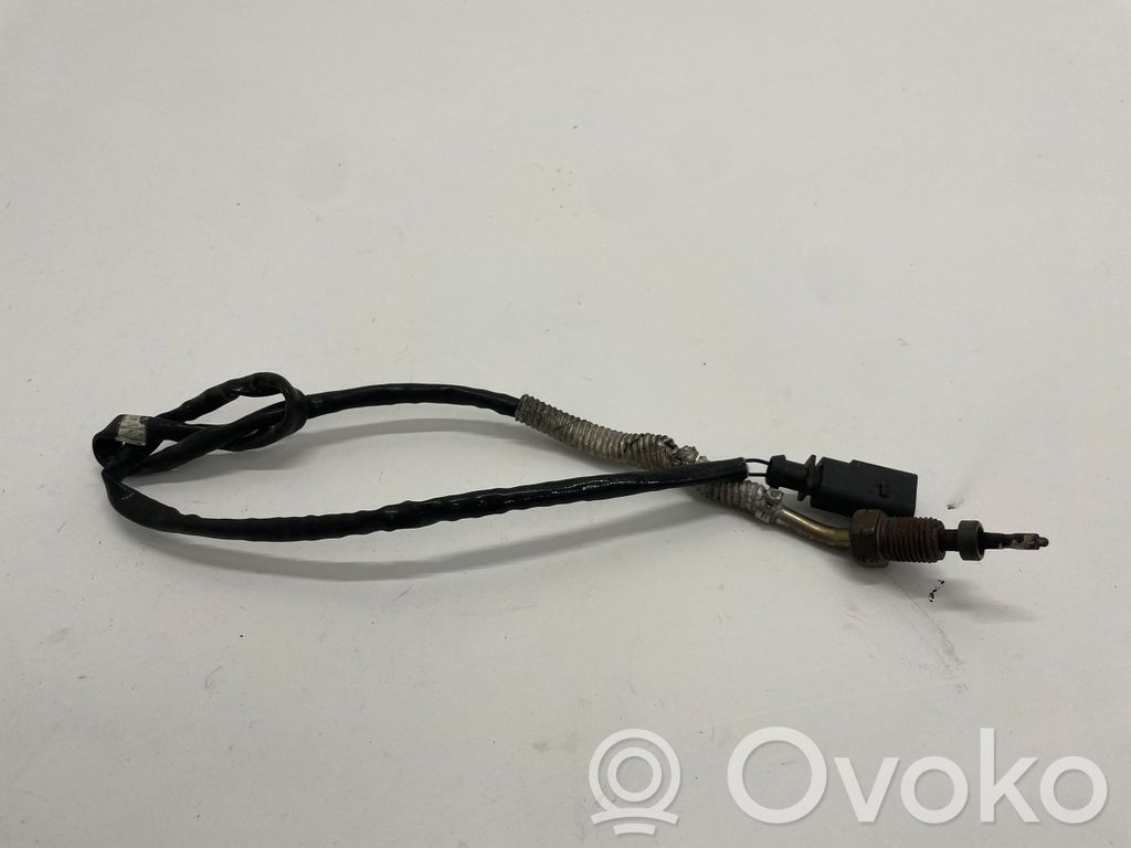 Volkswagen PASSAT B8 Exhaust gas temperature sensor 