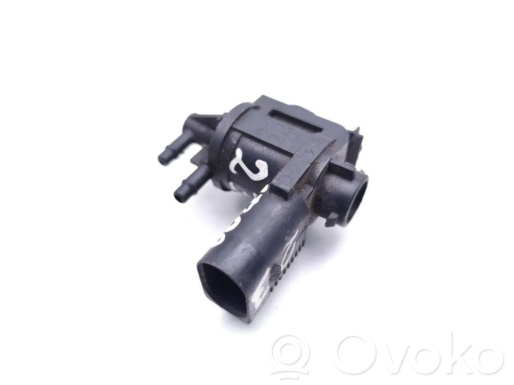 Electroválvula del turbo   1J0906283B