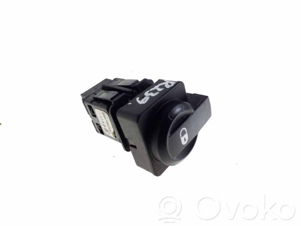 Citroen C4 I Central locking switch button 