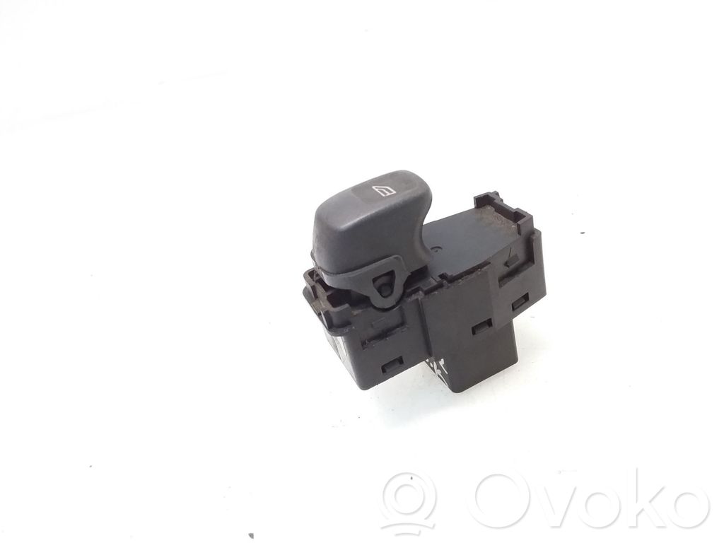 Volvo V70 Electric window control switch 