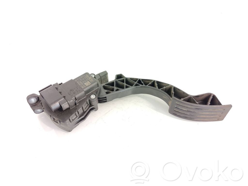 Ford Focus Accelerator throttle pedal 