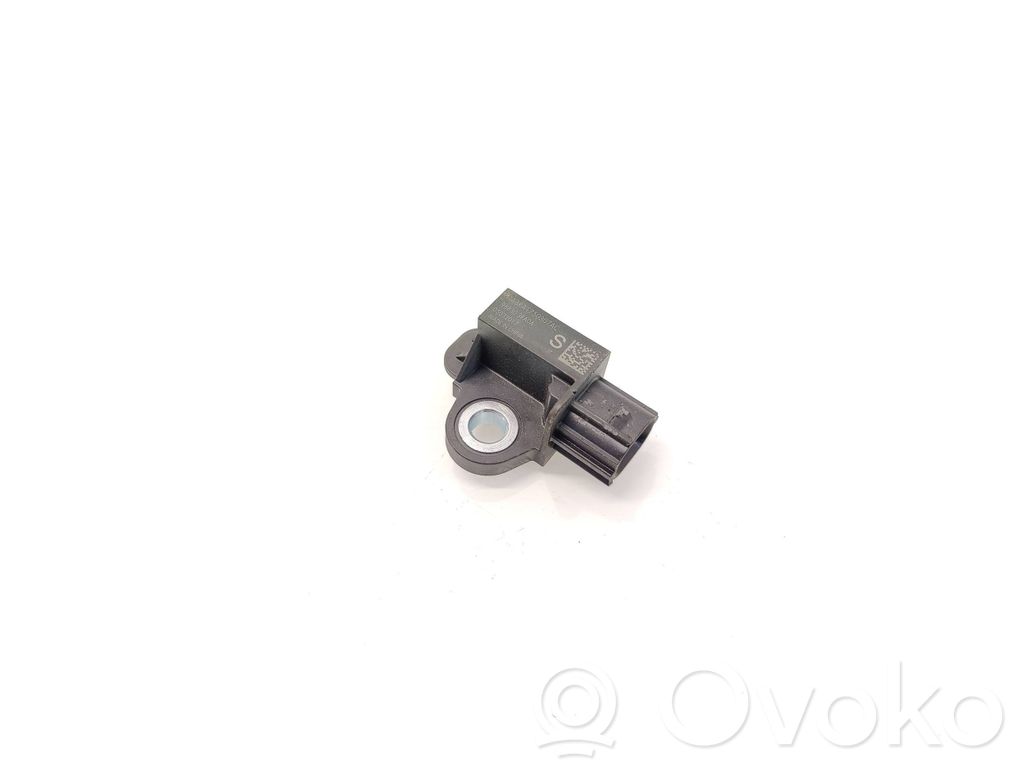 Nissan Qashqai Czujnik uderzenia Airbag 