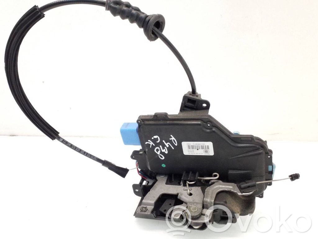Skoda Octavia Mk2 (1Z) Rear door lock 