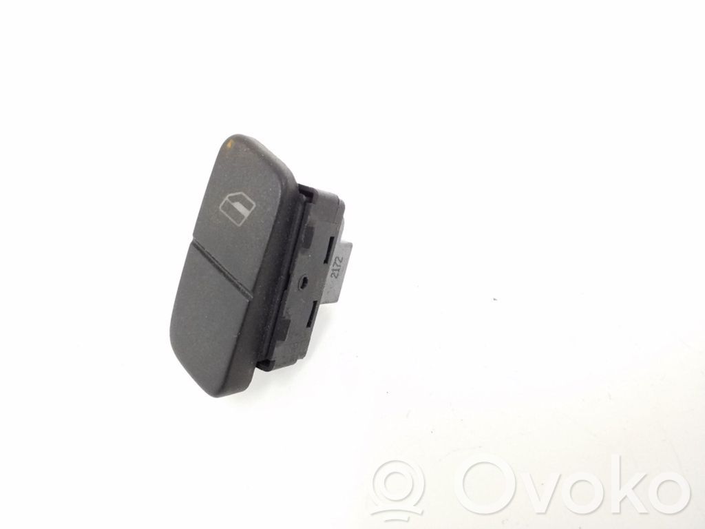 Volkswagen Polo Electric window control switch 