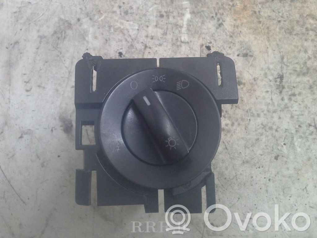 Volkswagen Transporter - Caravelle T5 Light switch 