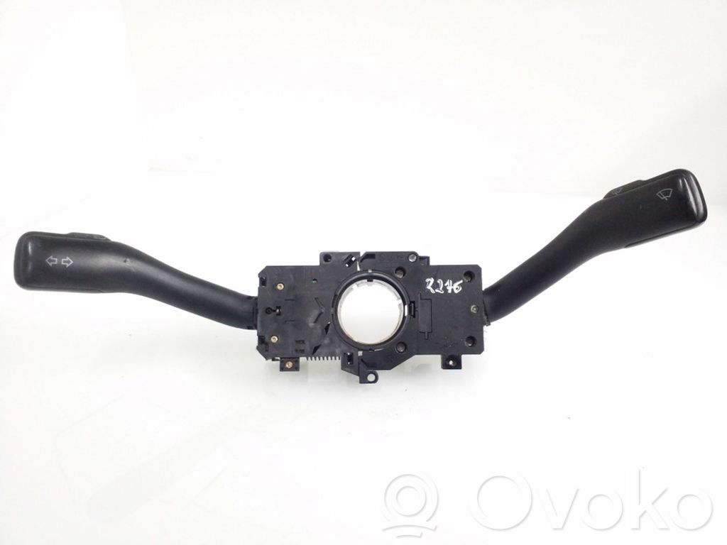 Volkswagen PASSAT B5 Wiper turn signal indicator stalk/switch 