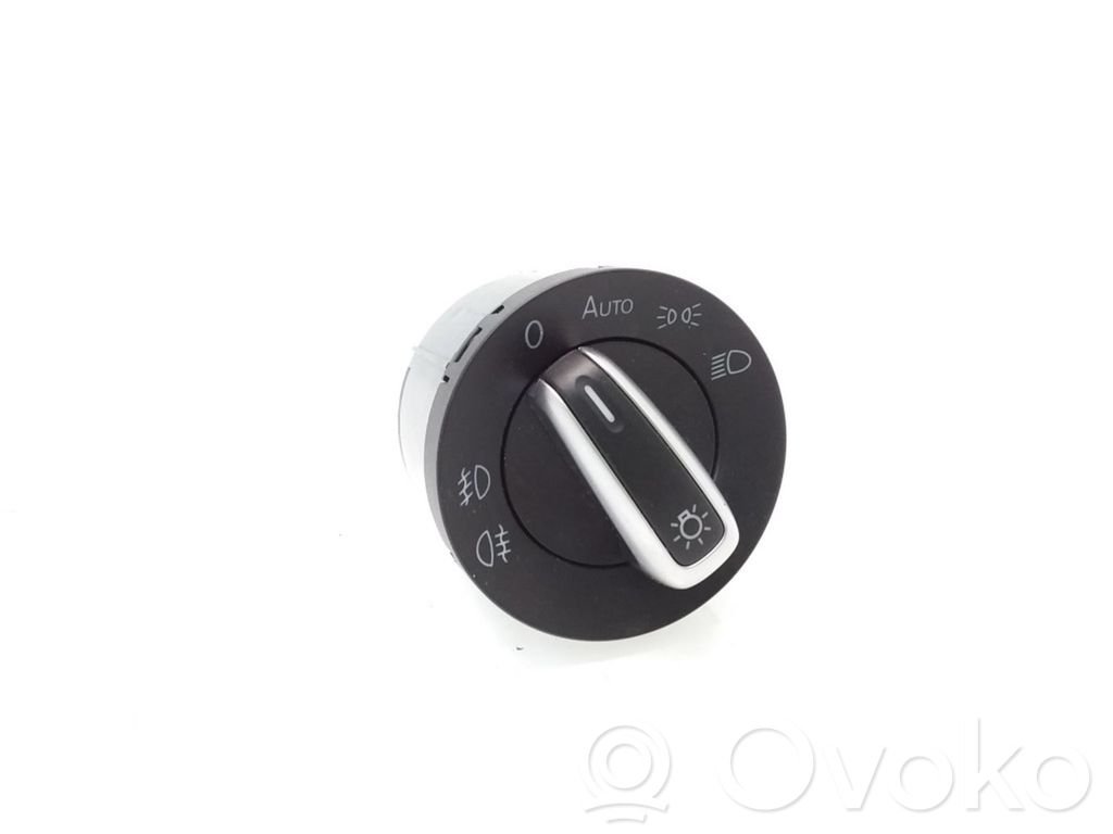 Volkswagen PASSAT B7 Light switch 