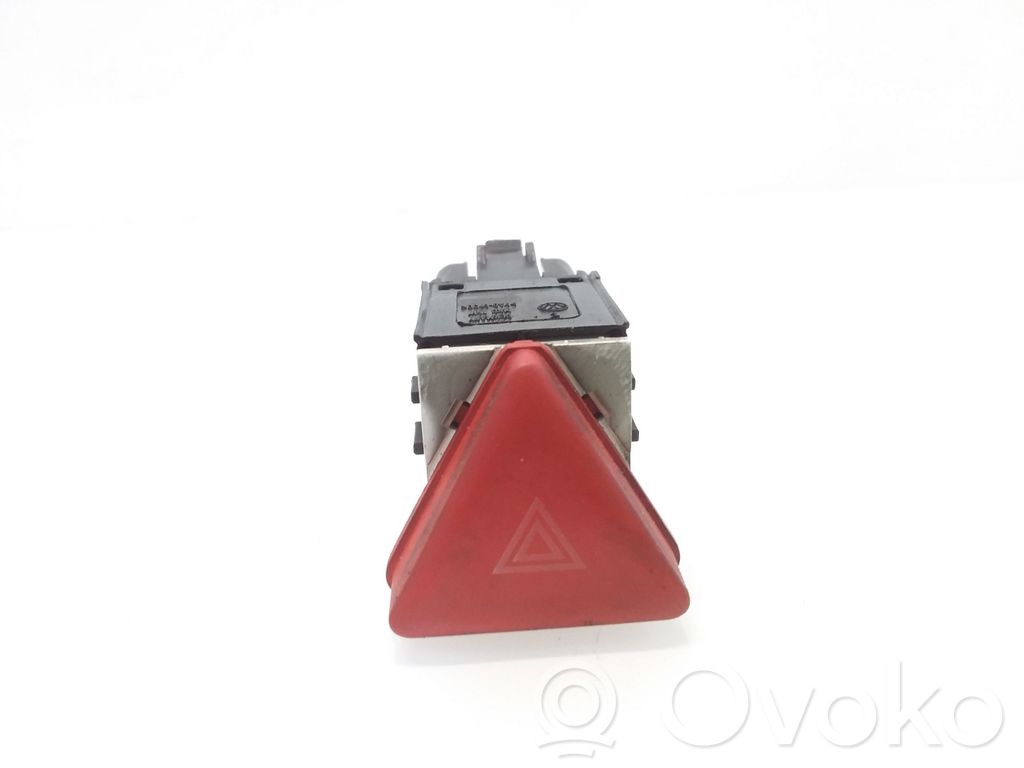 Volkswagen Golf V Hazard light switch 