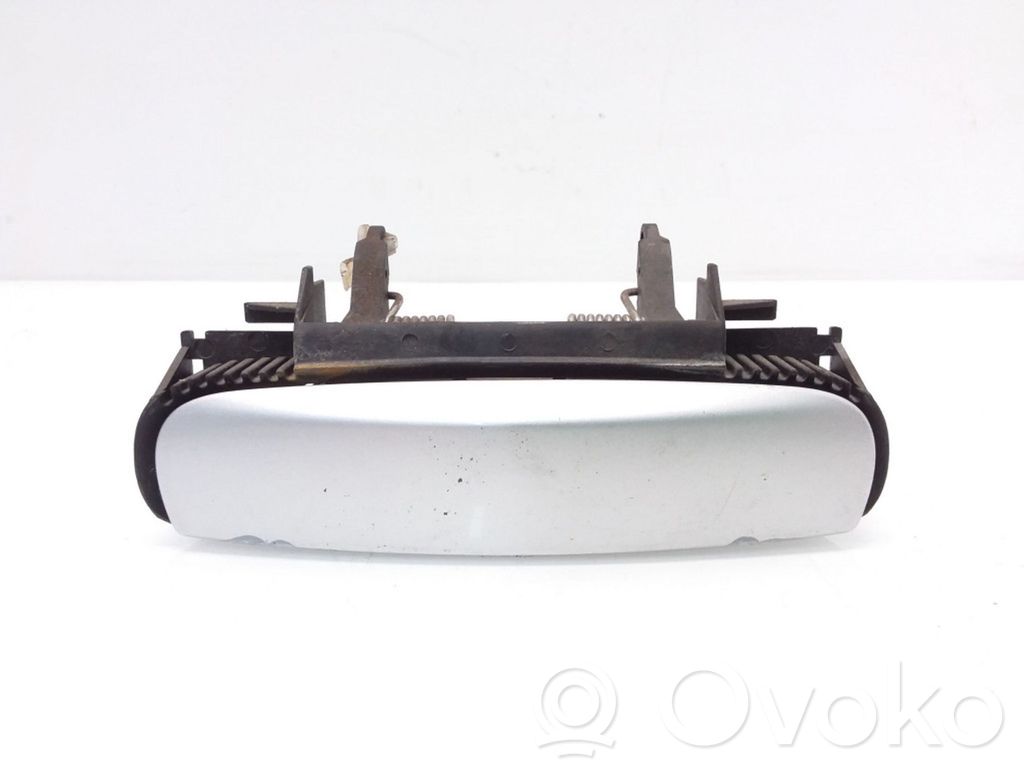 Audi A3 S3 8P Manecilla externa puerta trasera 