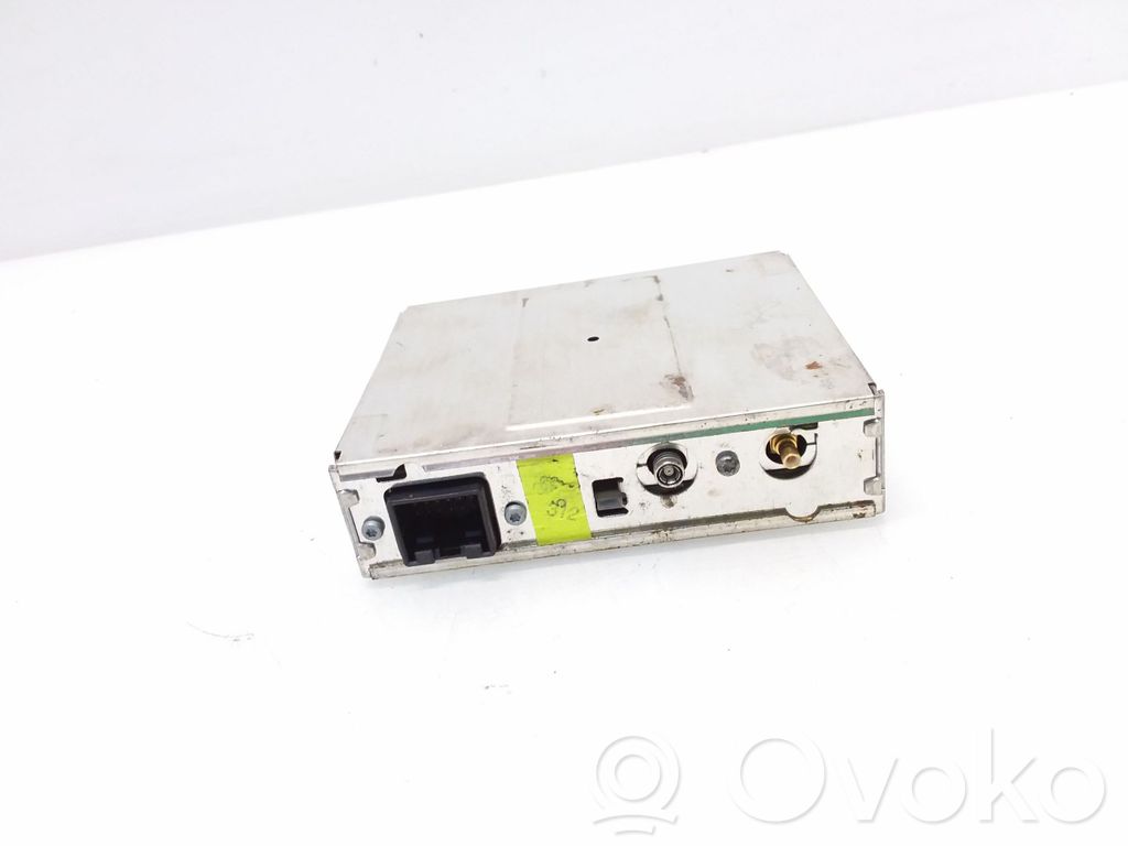 Audi A4 S4 B6 8E 8H Antenos stiprintuvas 
