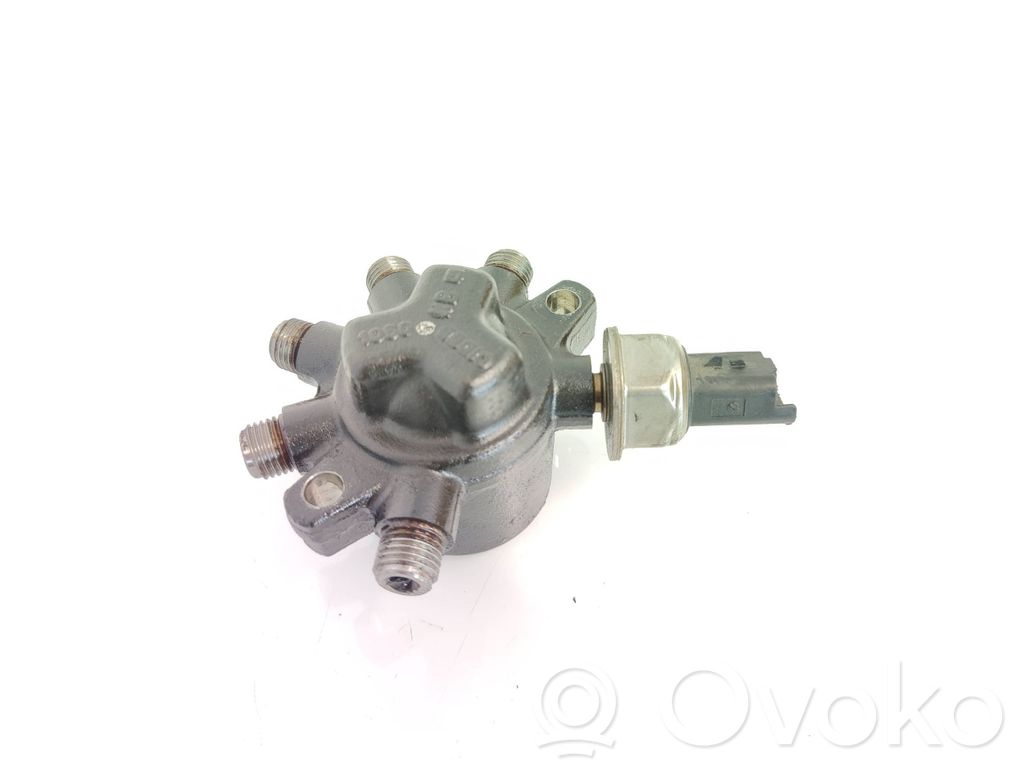 Ford Focus Fuel distributor 