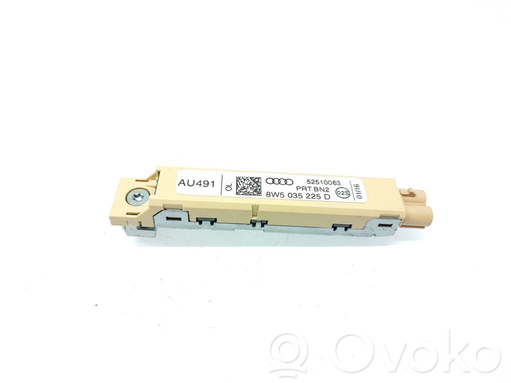 Audi A4 S4 B9 Antenos stiprintuvas 