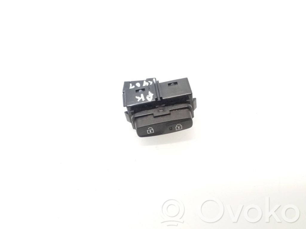 Volvo V60 Central locking switch button 