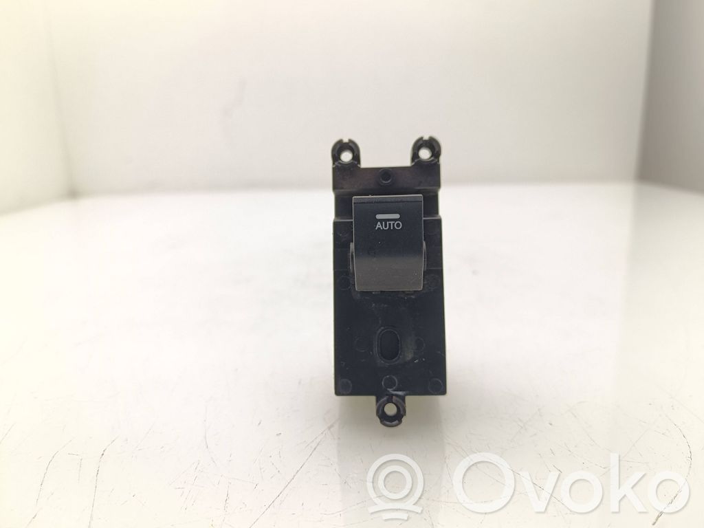 Hyundai i40 Electric window control switch 