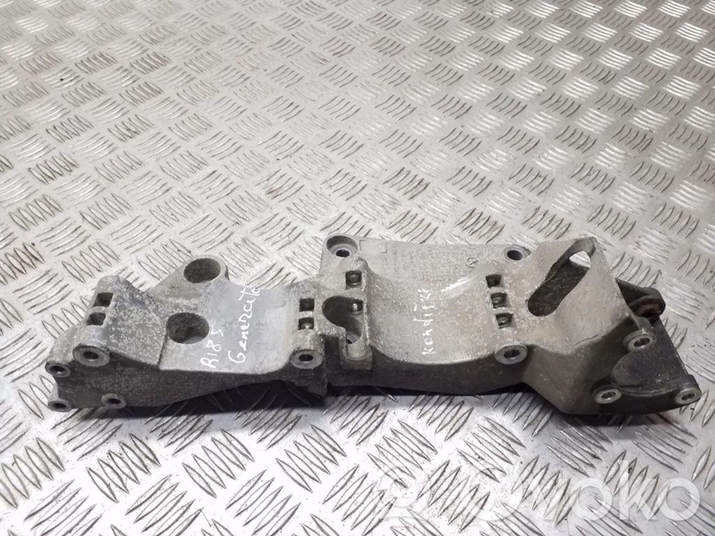 Seat Leon (1M) Generator/alternator bracket 