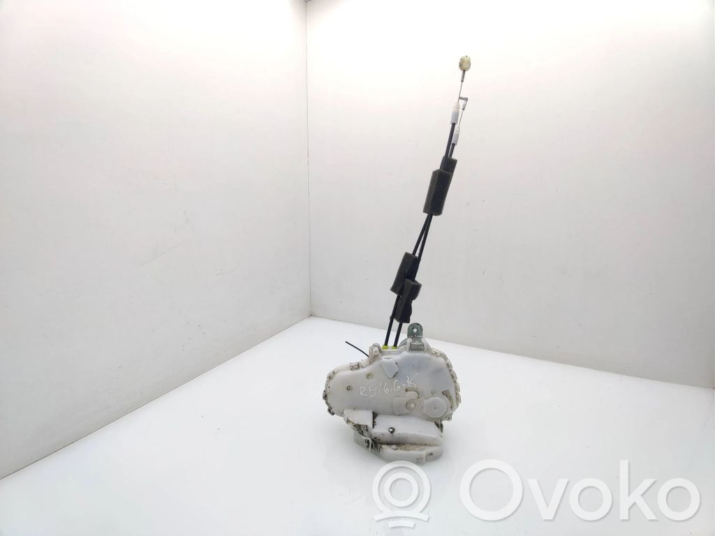 Honda CR-V Takaoven lukko 