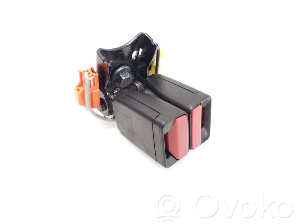 Volvo V60 Rear seatbelt buckle 