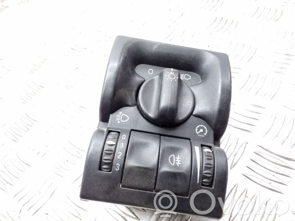 Opel Vectra B Light switch 