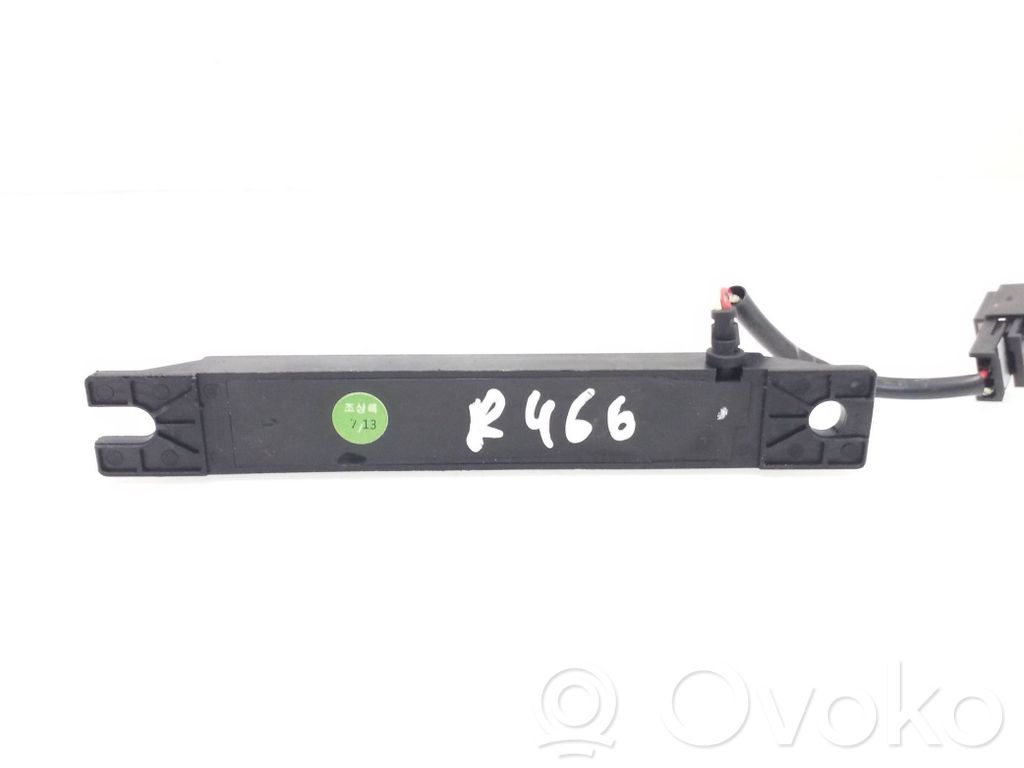 Hyundai i40 Antena (GPS antena) 