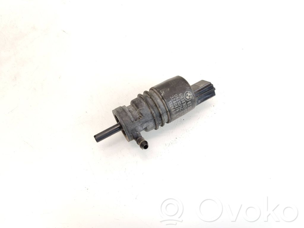 BMW 5 F10 F11 Windscreen/windshield washer pump 
