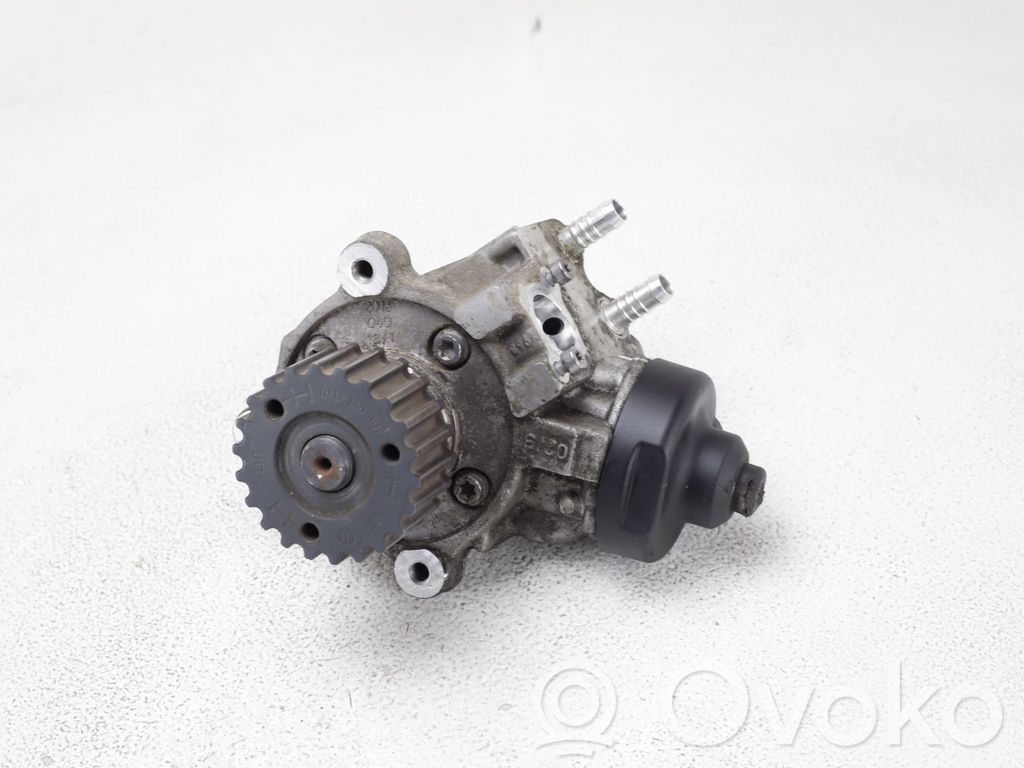 Volkswagen PASSAT B8 Fuel injection high pressure pump 